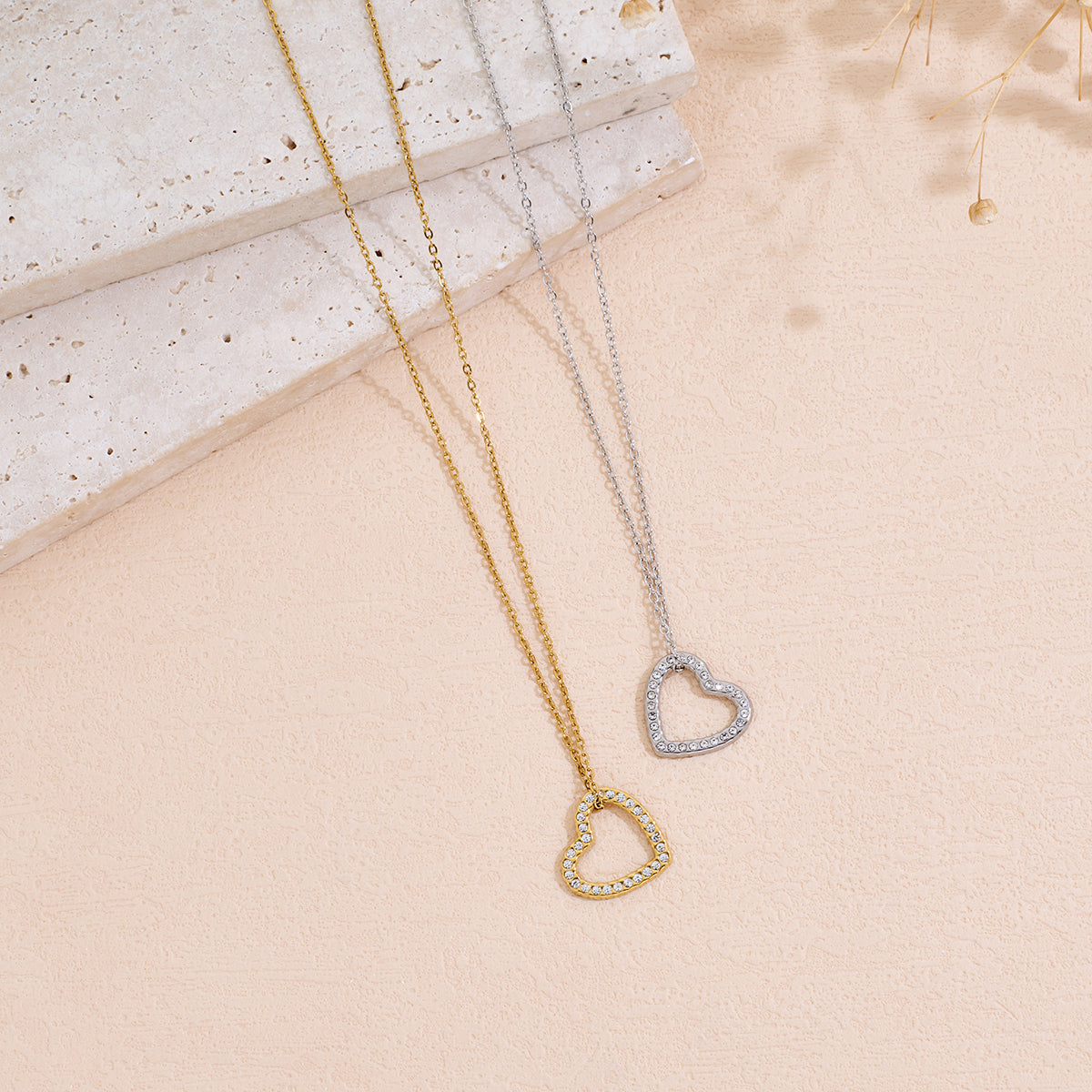 Colar Coração — Símbolo Eterno em Cristal
